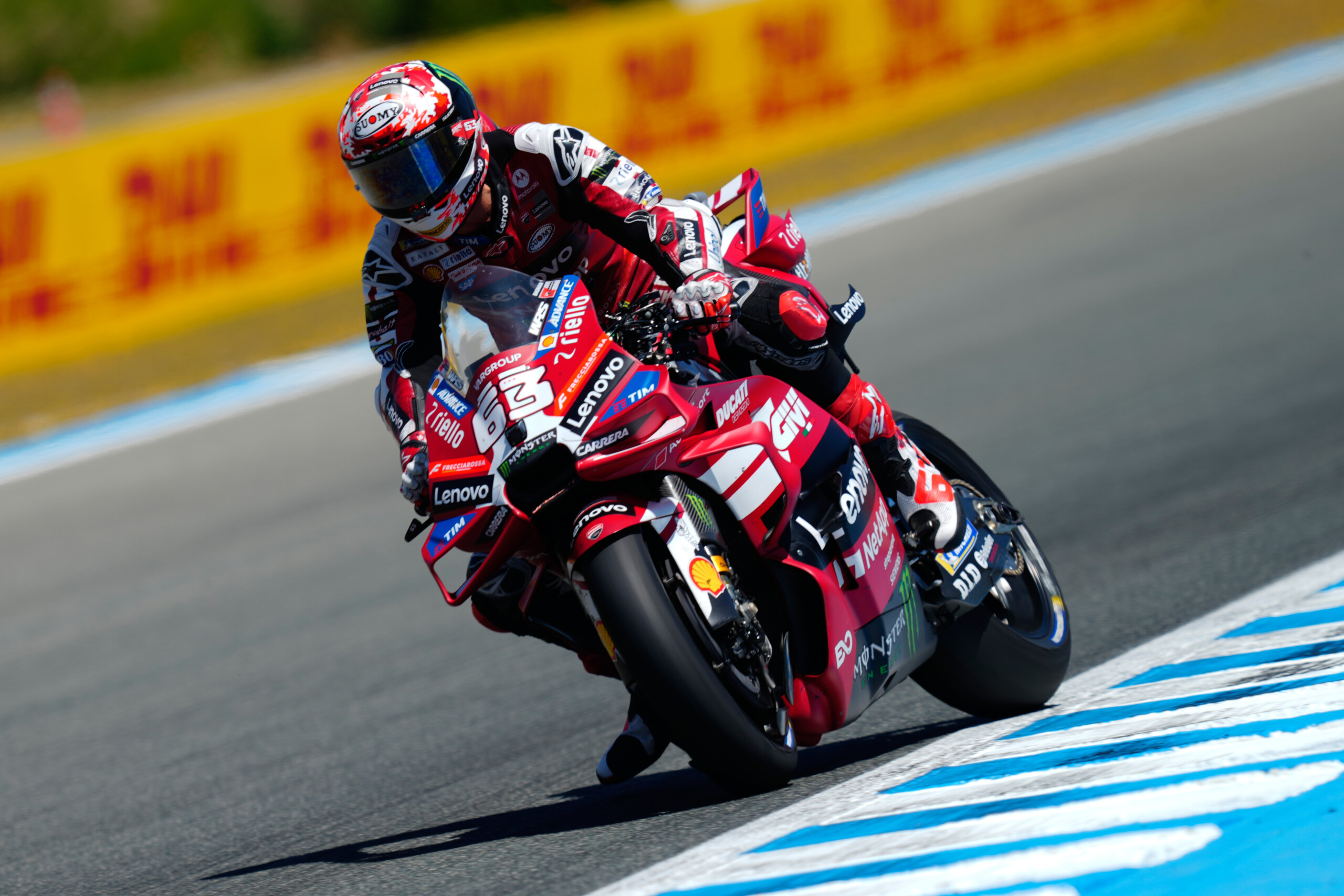 motogp bagnaia takes pole at le mans ahead of marc marquez and bezzecchi scaled