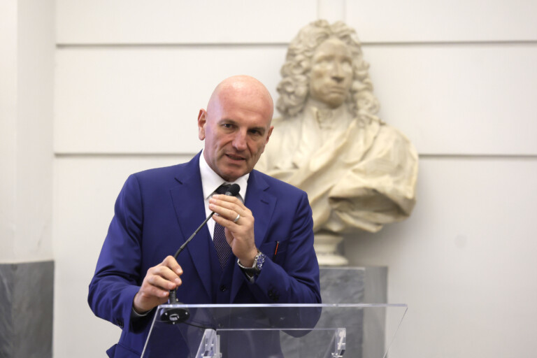 football massucci postponing the rome derby to monday 18th common sense