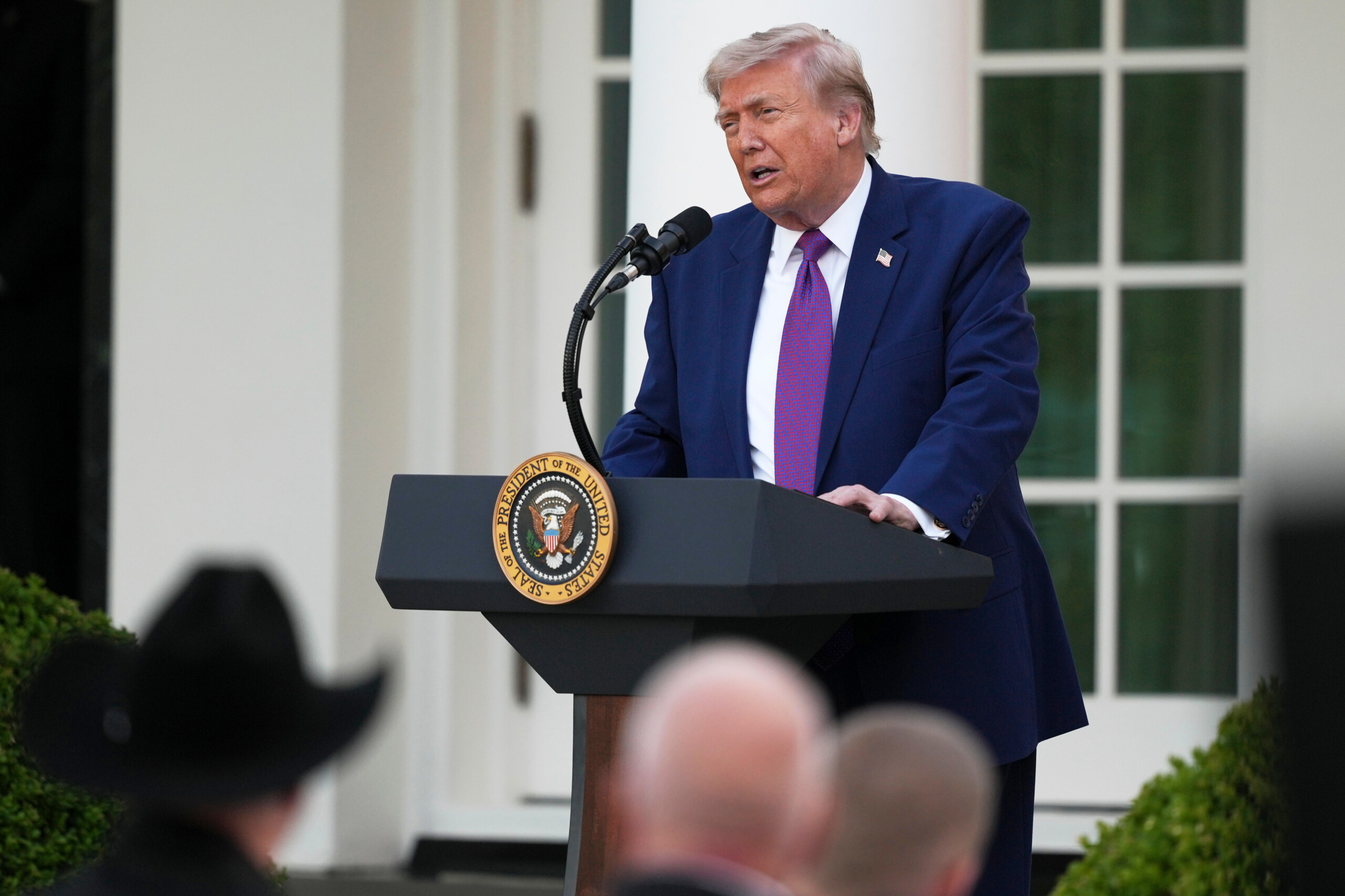 Cuba, Trump: ‘They are asking for help and we will talk’ 1 cuba trump they are asking for help and we will talk scaled