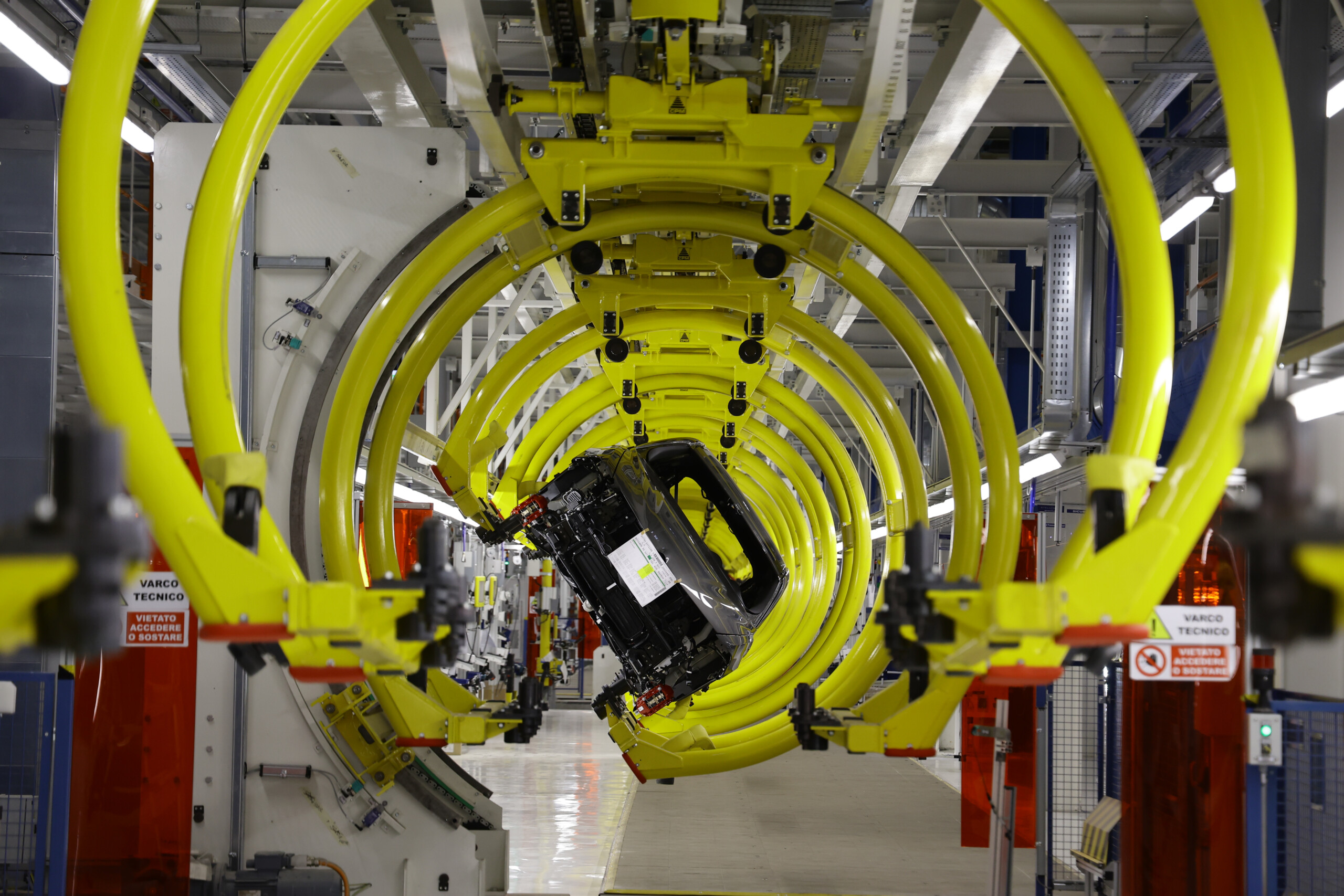 istat industrial production up 0 7 month on month and 1 5 year on year in march scaled