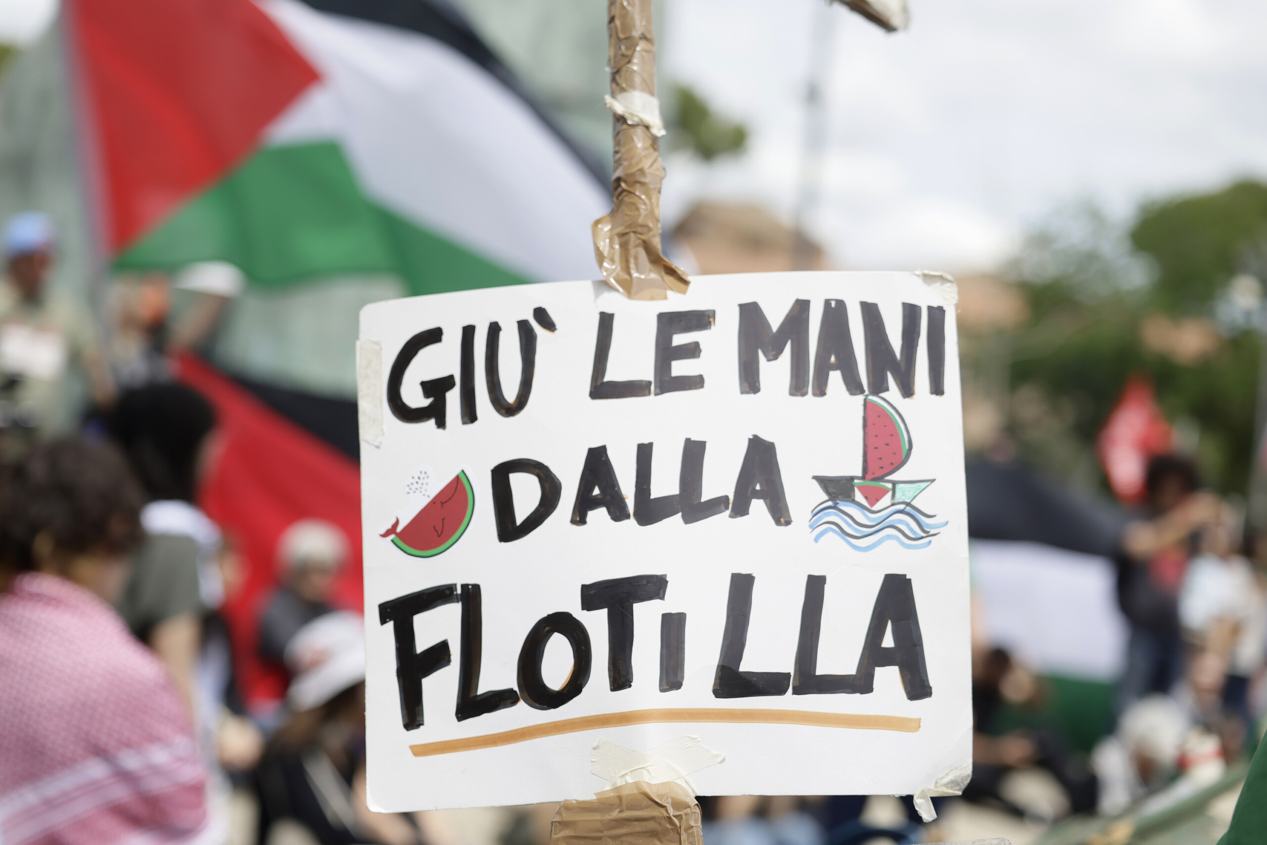 flotilla tajani all the italians who have been detained should be leaving on thursday scaled