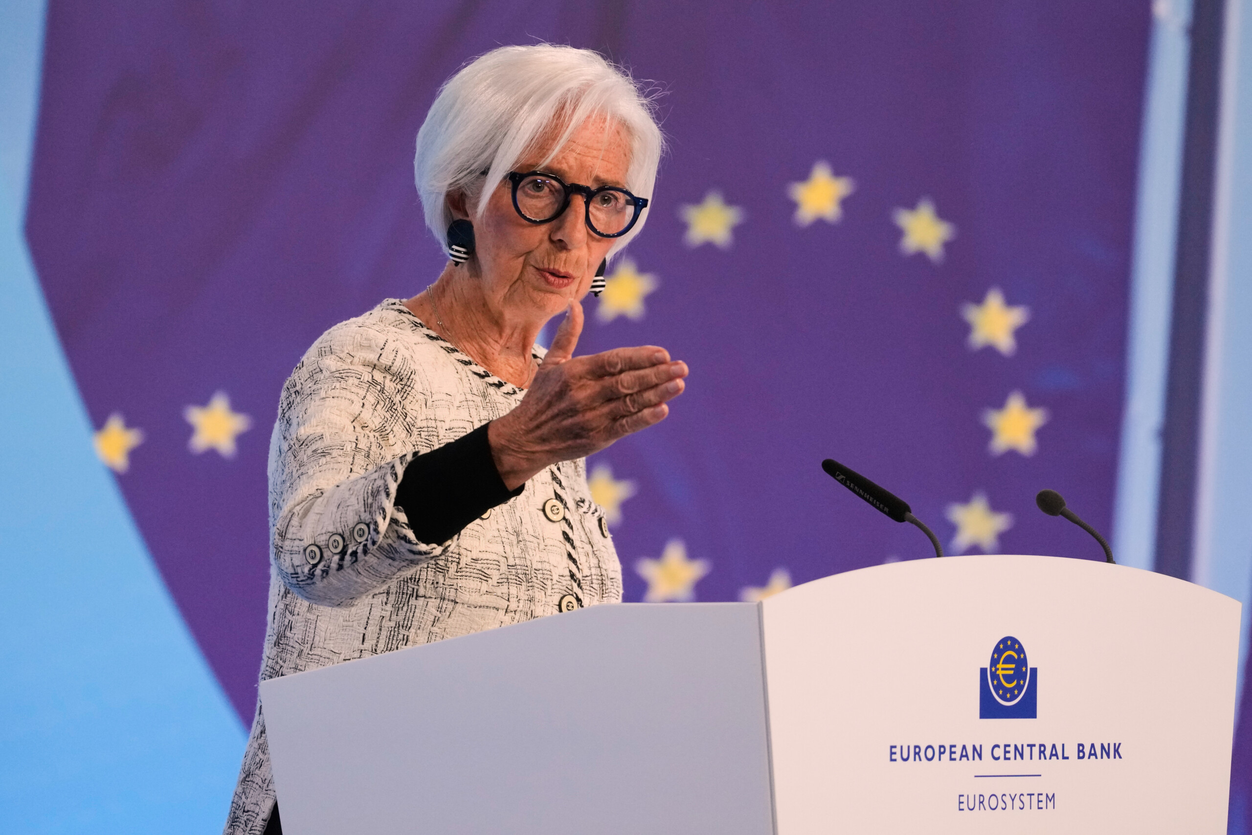 ecb lagarde gives no hint on interest rate decision our approach remains data driven scaled