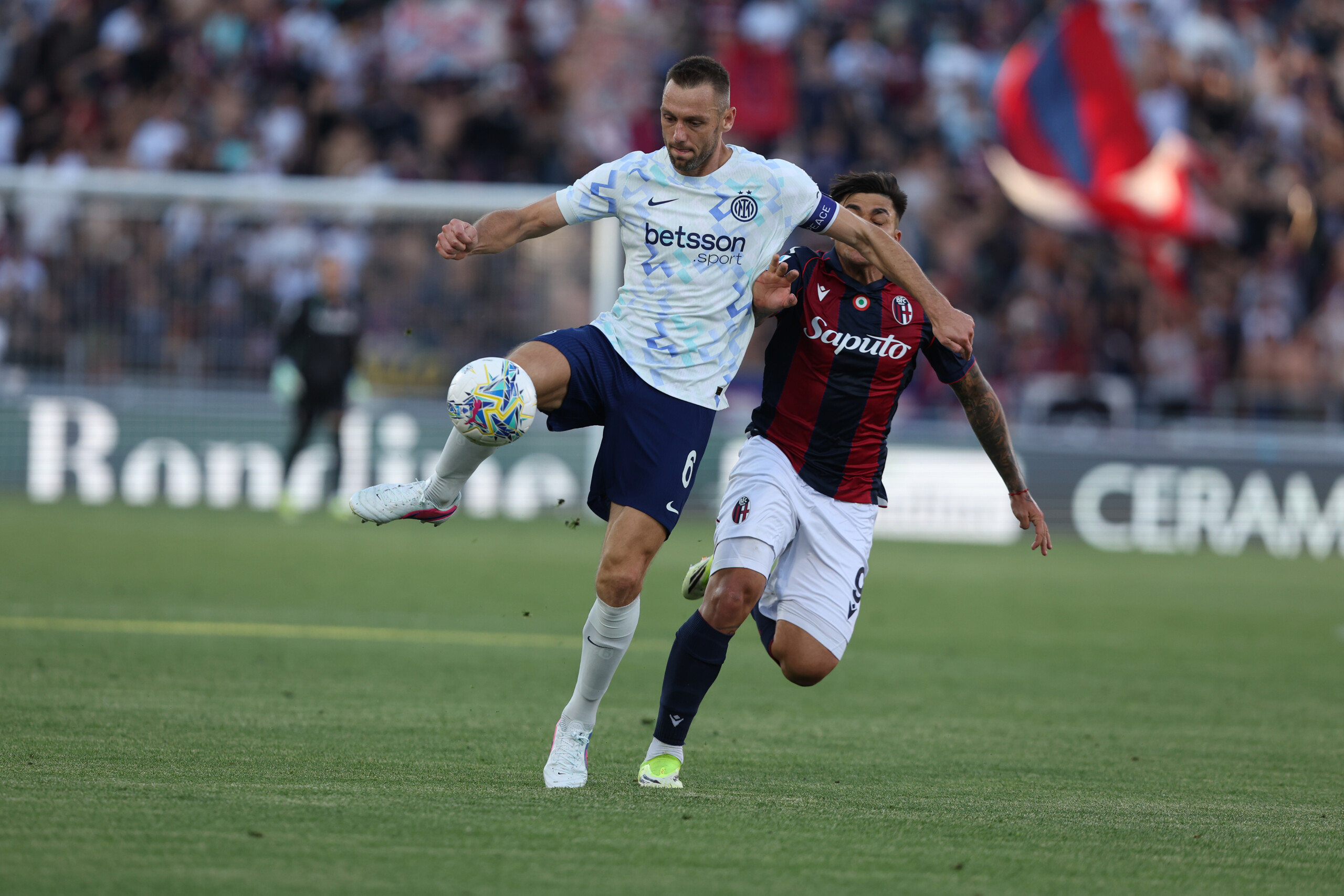 serie a bologna inter 3 3 diouf avoids defeat in chivu scaled