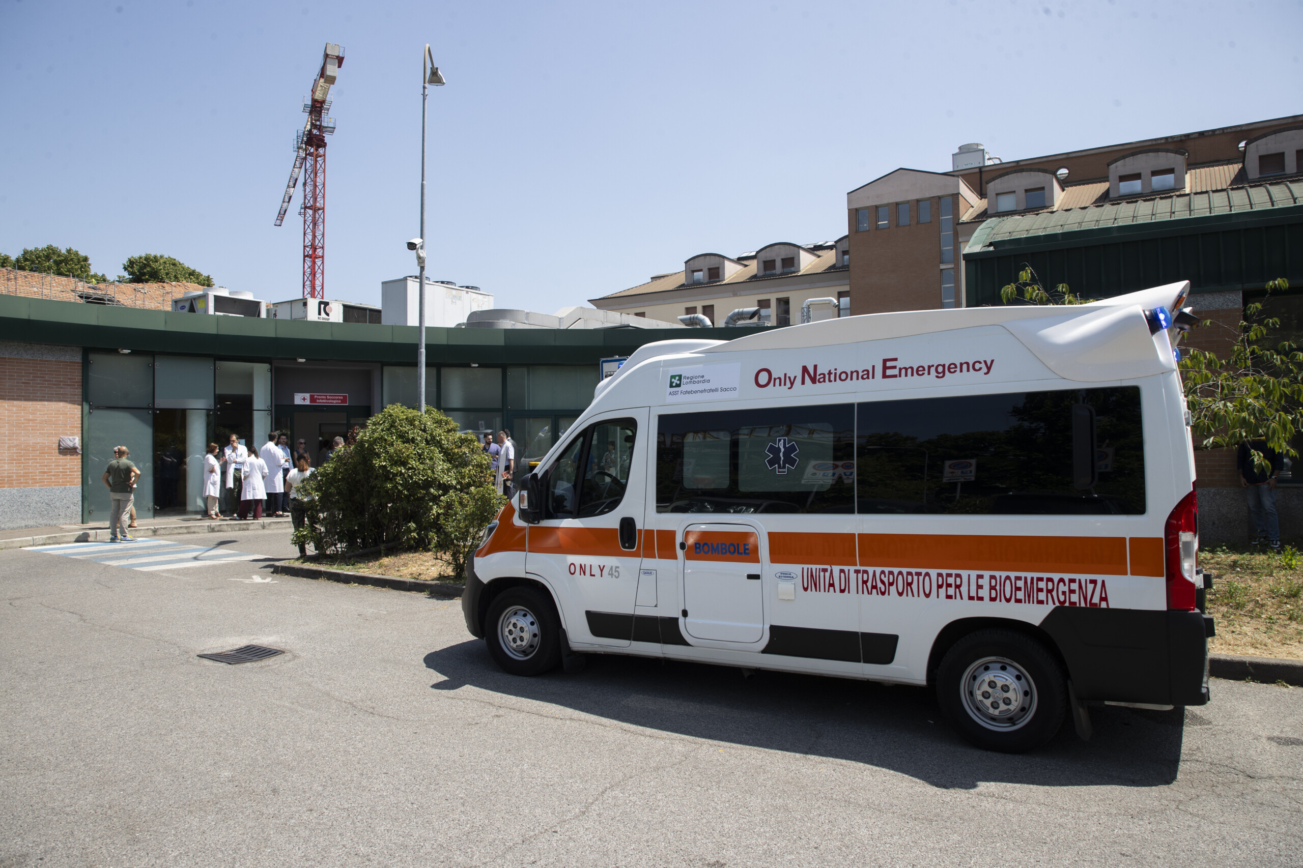 ebola two people returning from uganda admitted to sacco hospital in milan monitoring initiated scaled