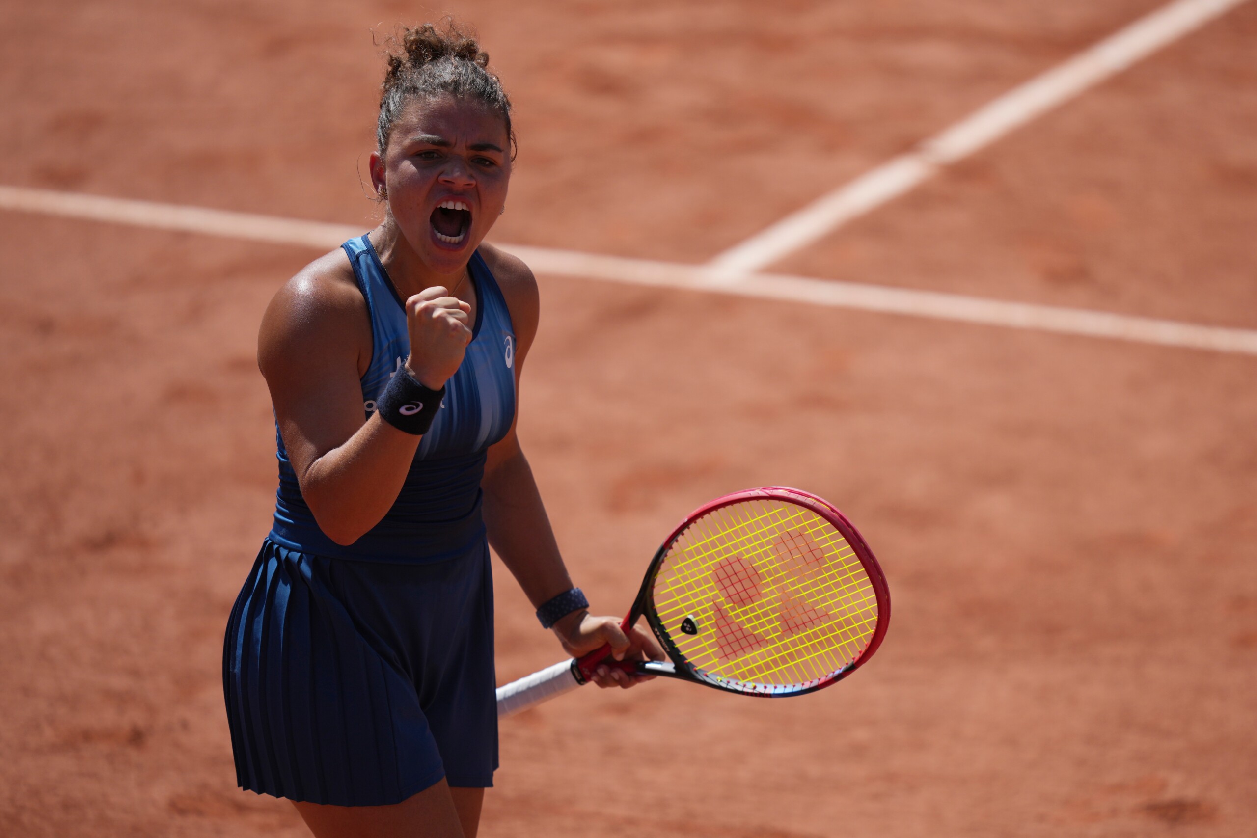 roland garros paolini wins her opening match yastremska defeated in two sets scaled