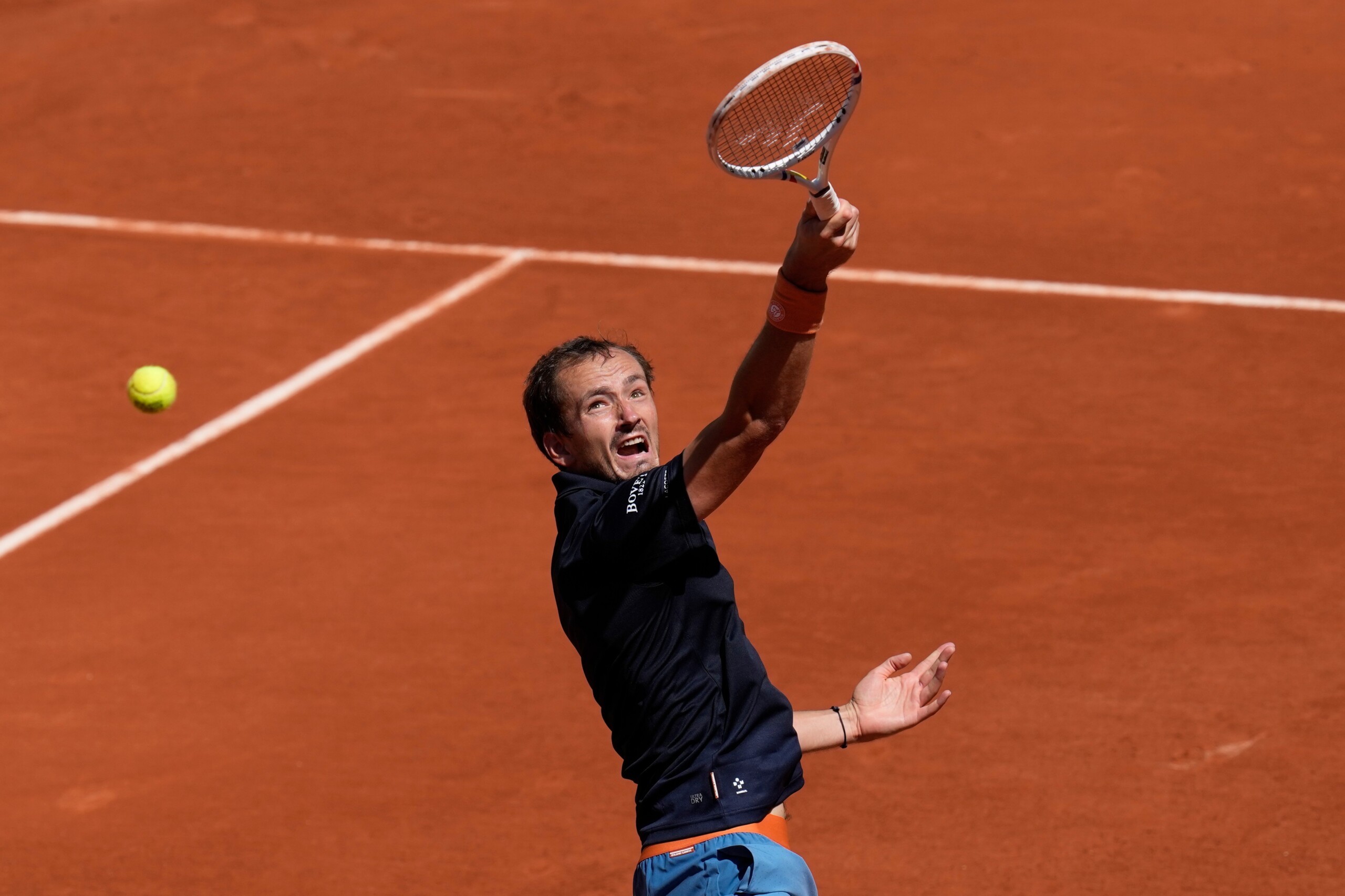 roland garros medvedev immediately out he could have been sinners opponent scaled