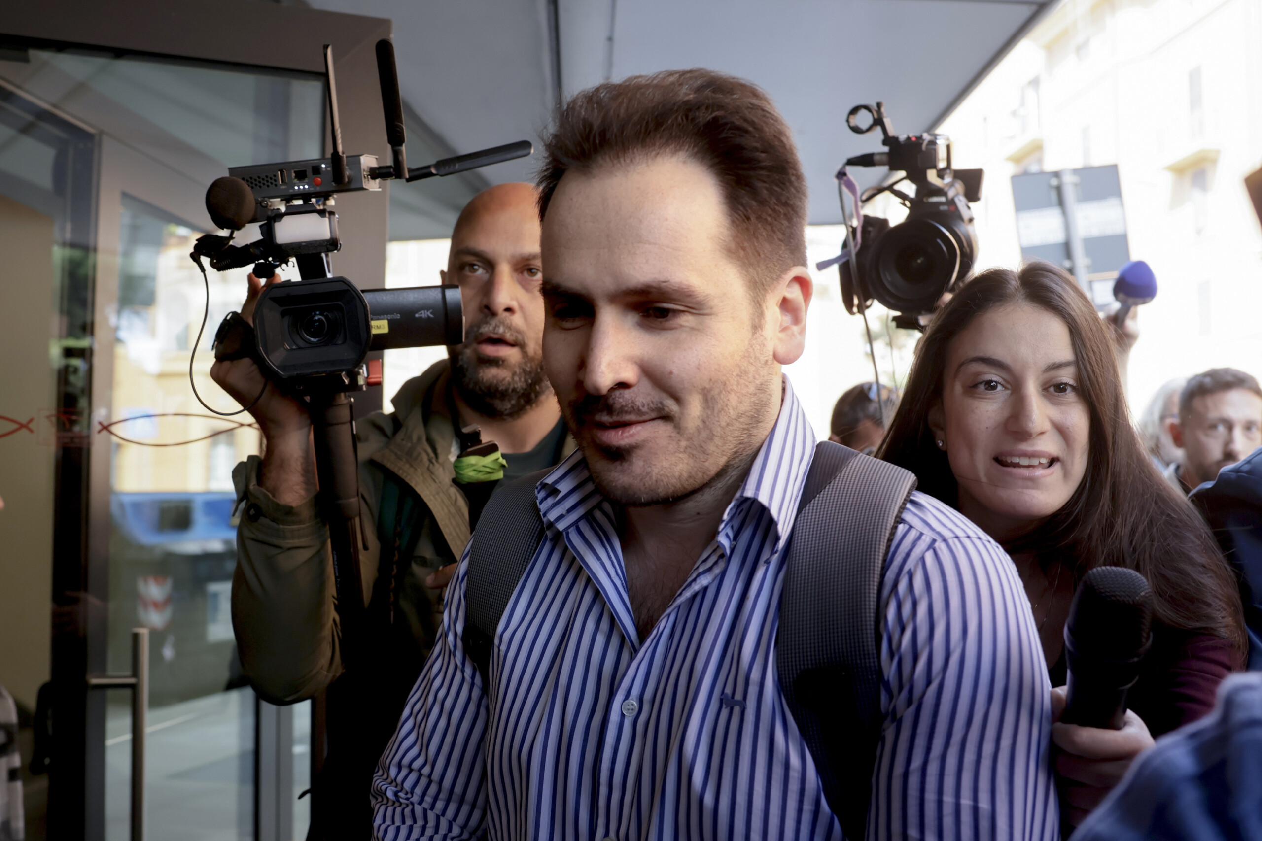 garlasco murder sempios consultant says chiara poggi did not defend herself she died within minutes scaled