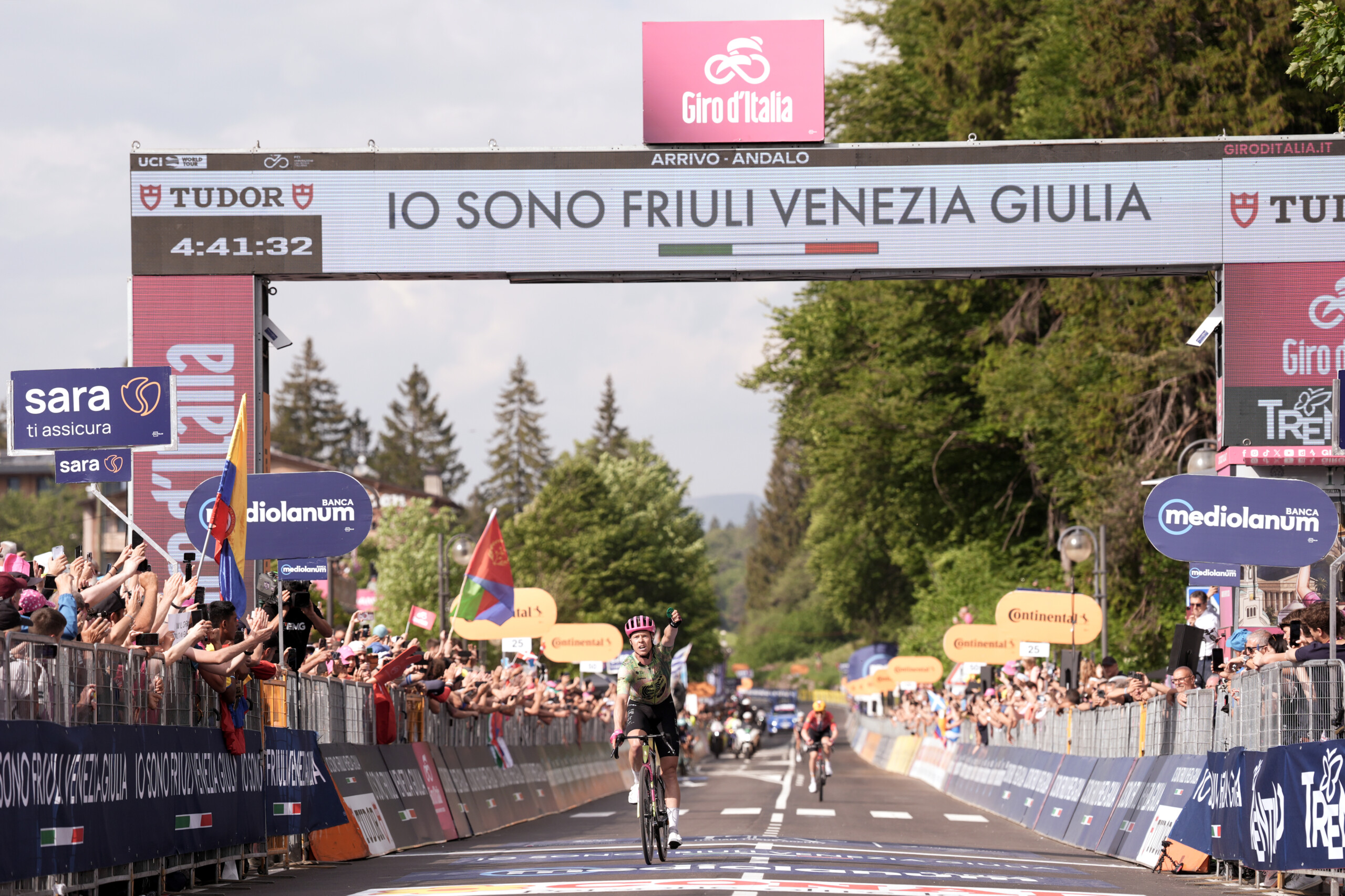 giro ditalia valgren wins stage 17 vingegaard retains the pink jersey scaled