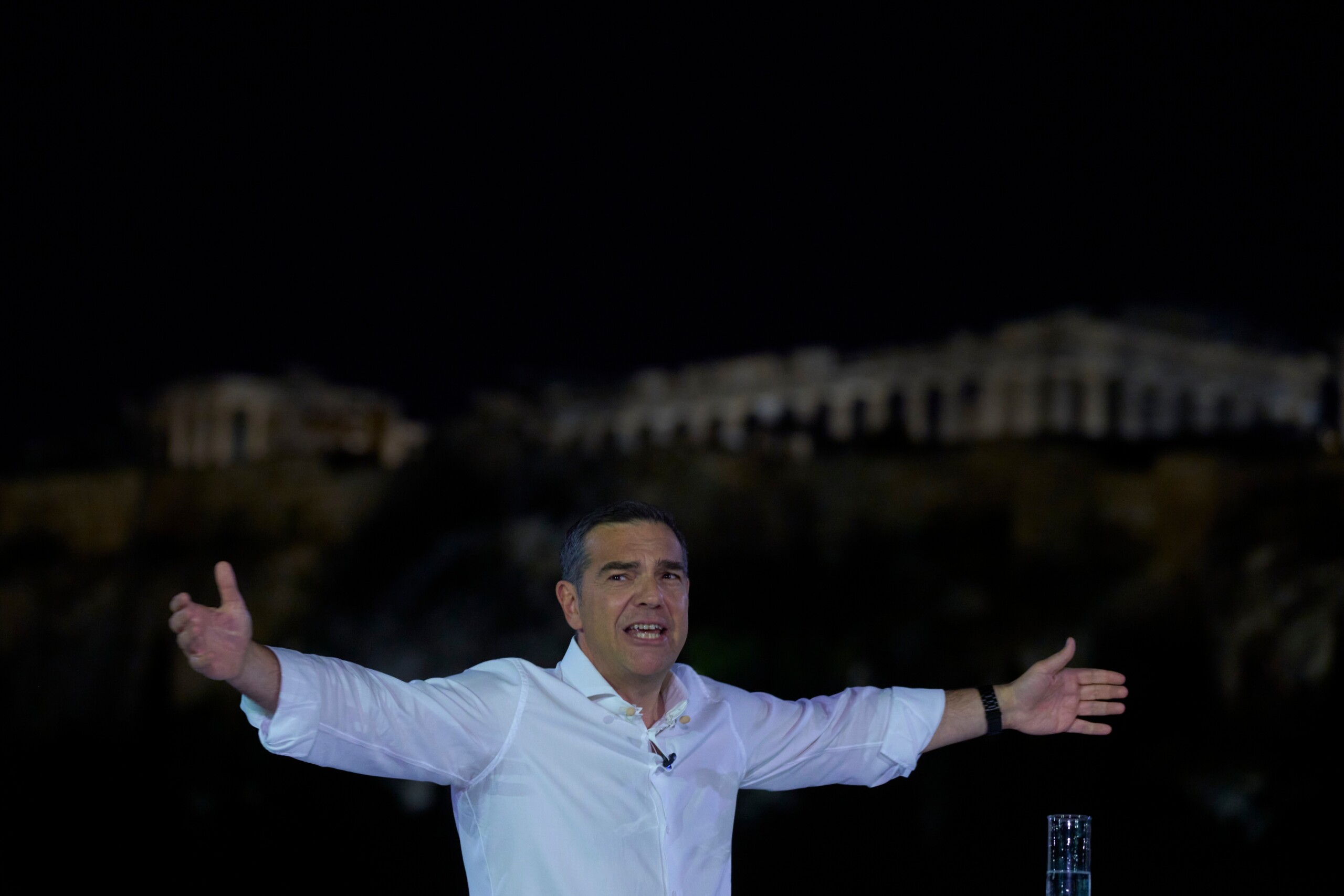 greece tsipras returns to the political scene and launches a new party scaled