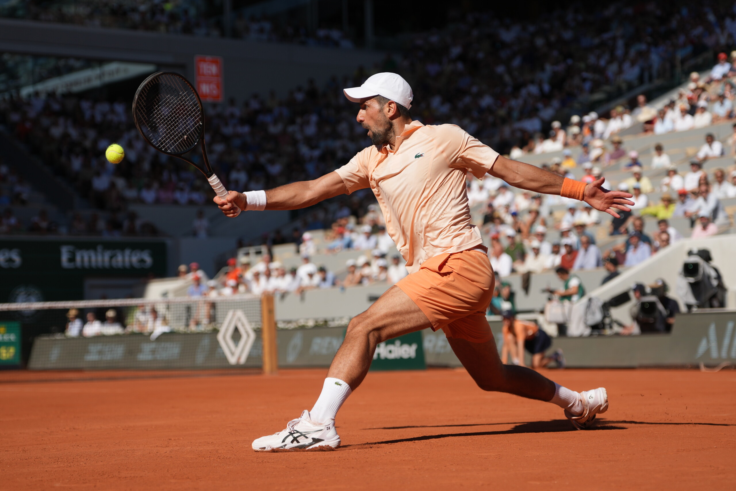 roland garros djokovic through to the third round royer knocked out in four sets scaled