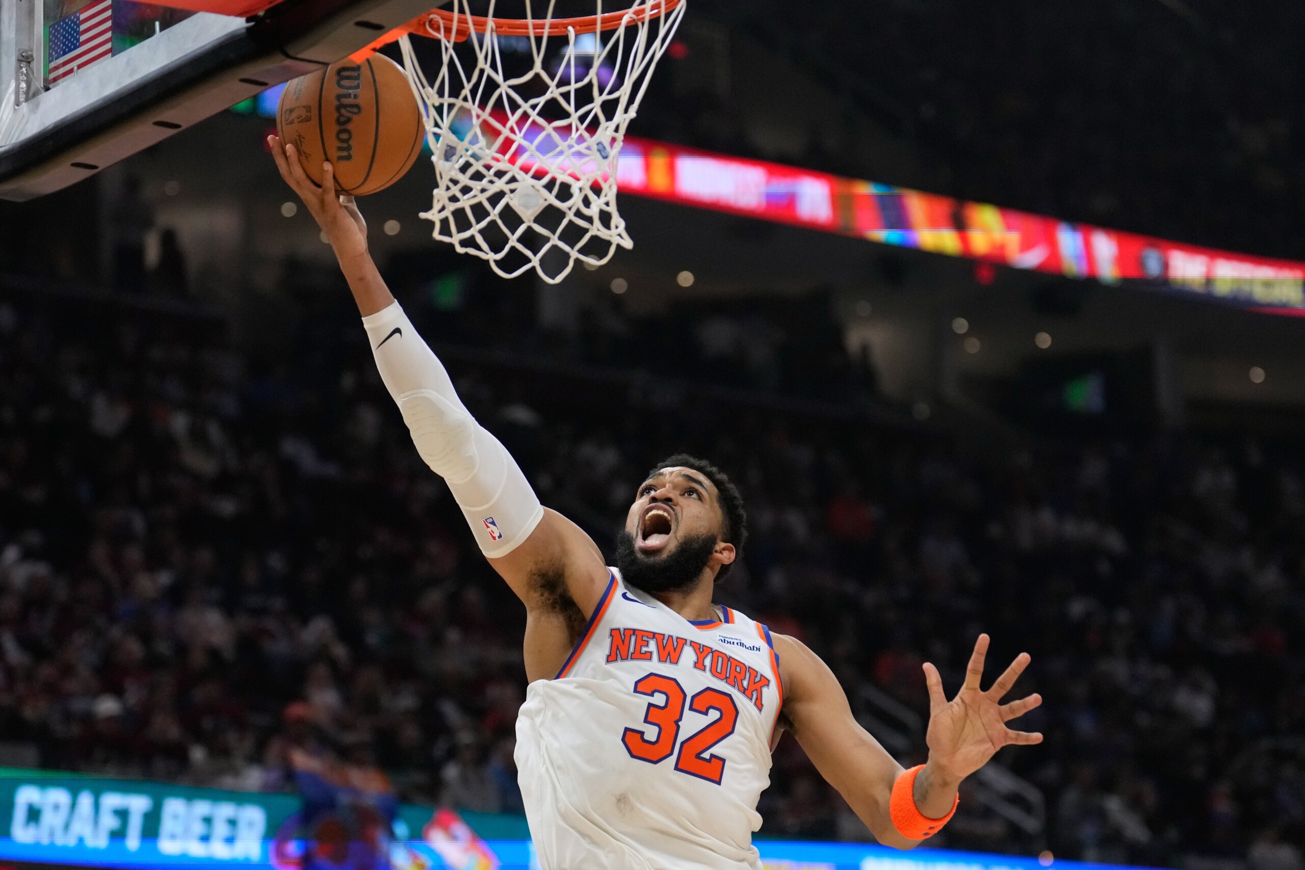 nba new york invites him to the finals trump i think ill go scaled