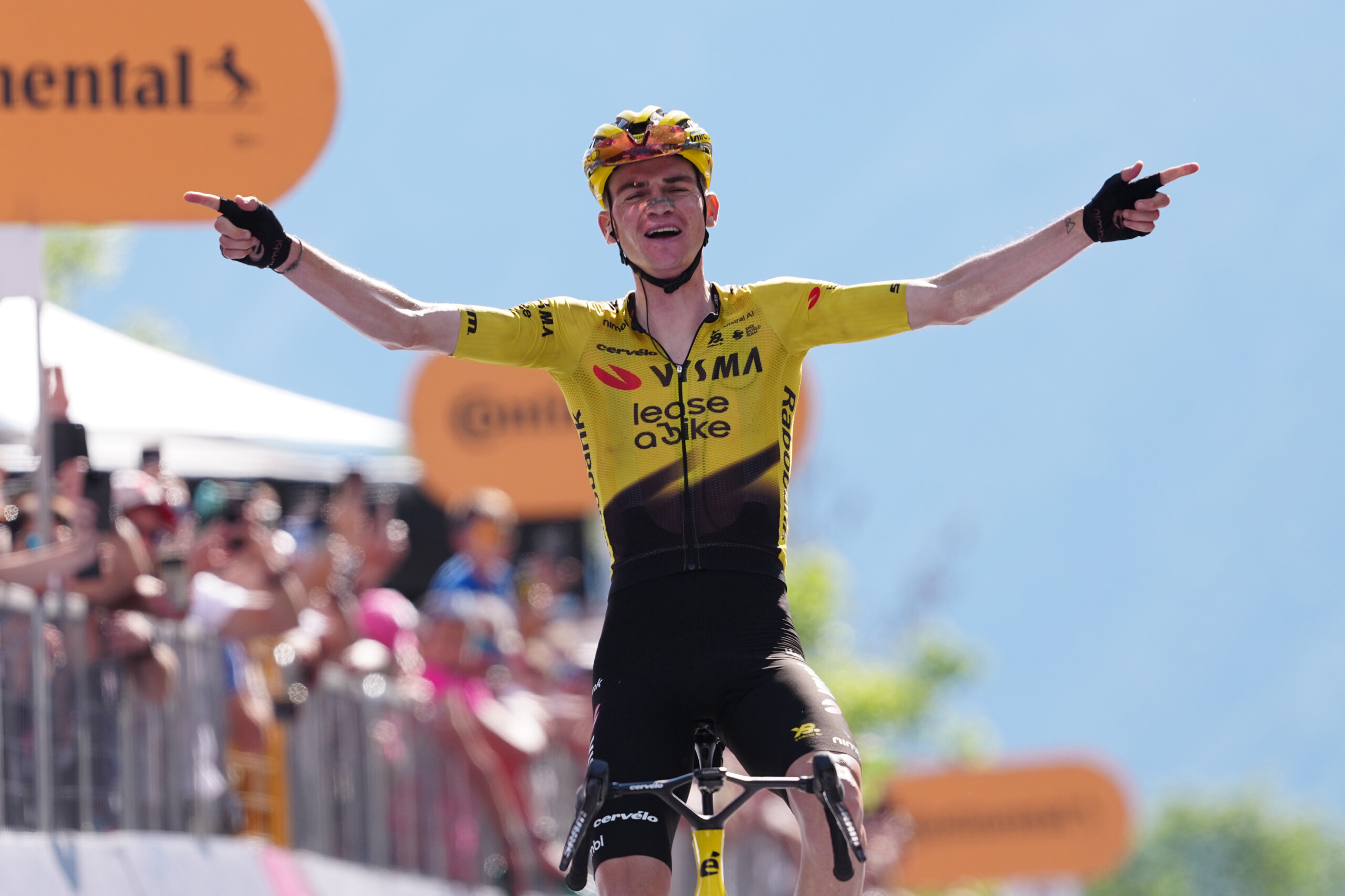 giro ditalia kuss wins stage 19 in alleghe by a clear margin vingegaard retains the pink jersey scaled