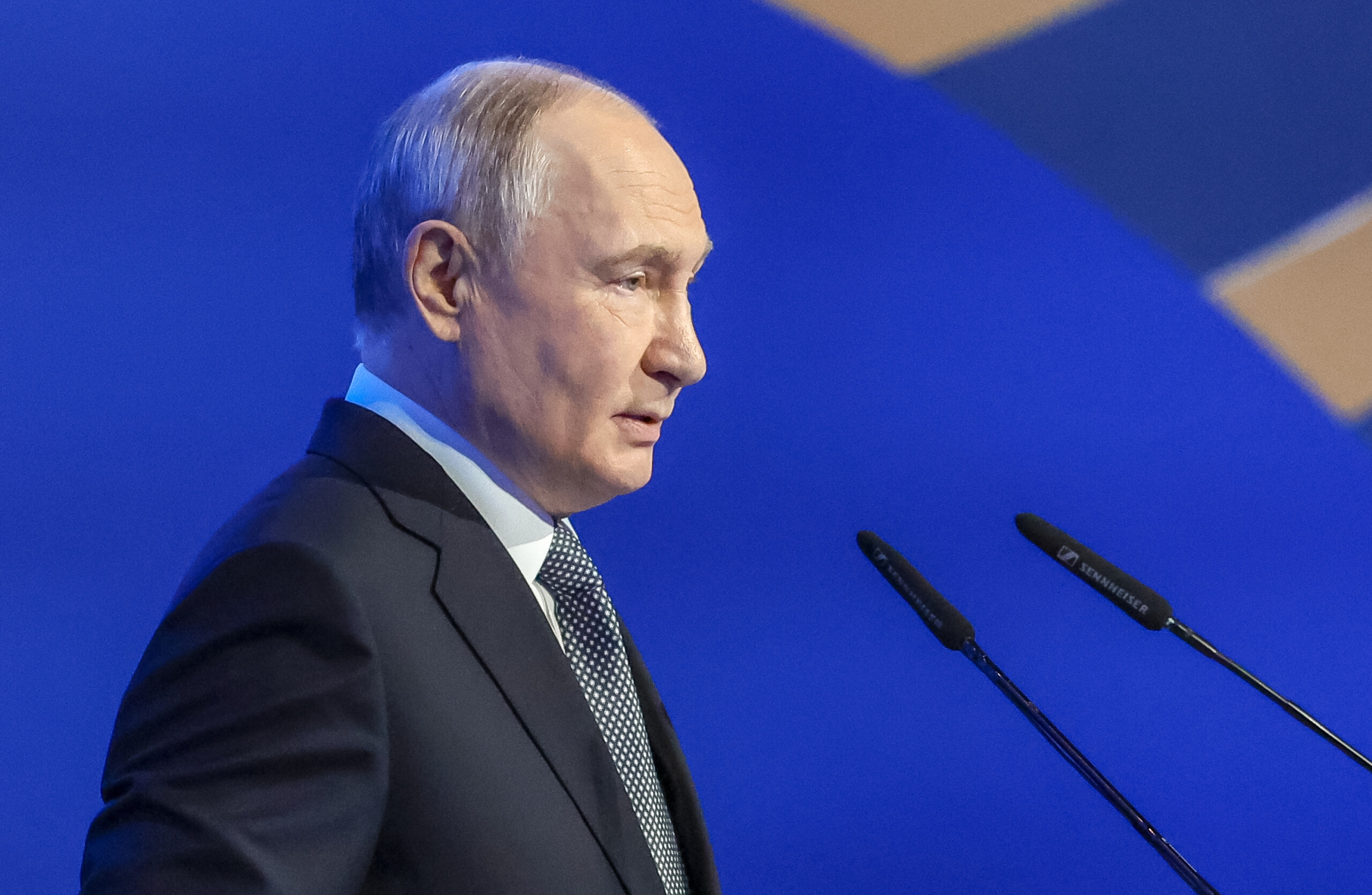 romania putin says russia is ready for an objective investigation into the drone scaled
