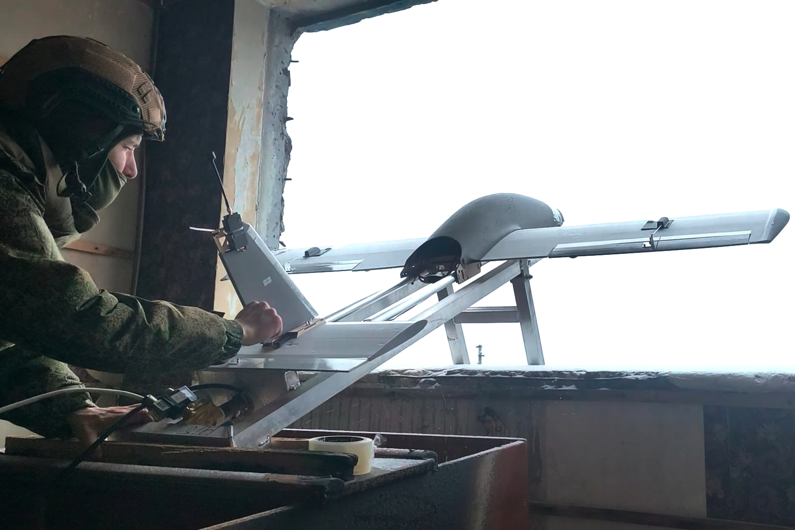 romania russian drone strikes building on the border with ukraine 2 injured scaled