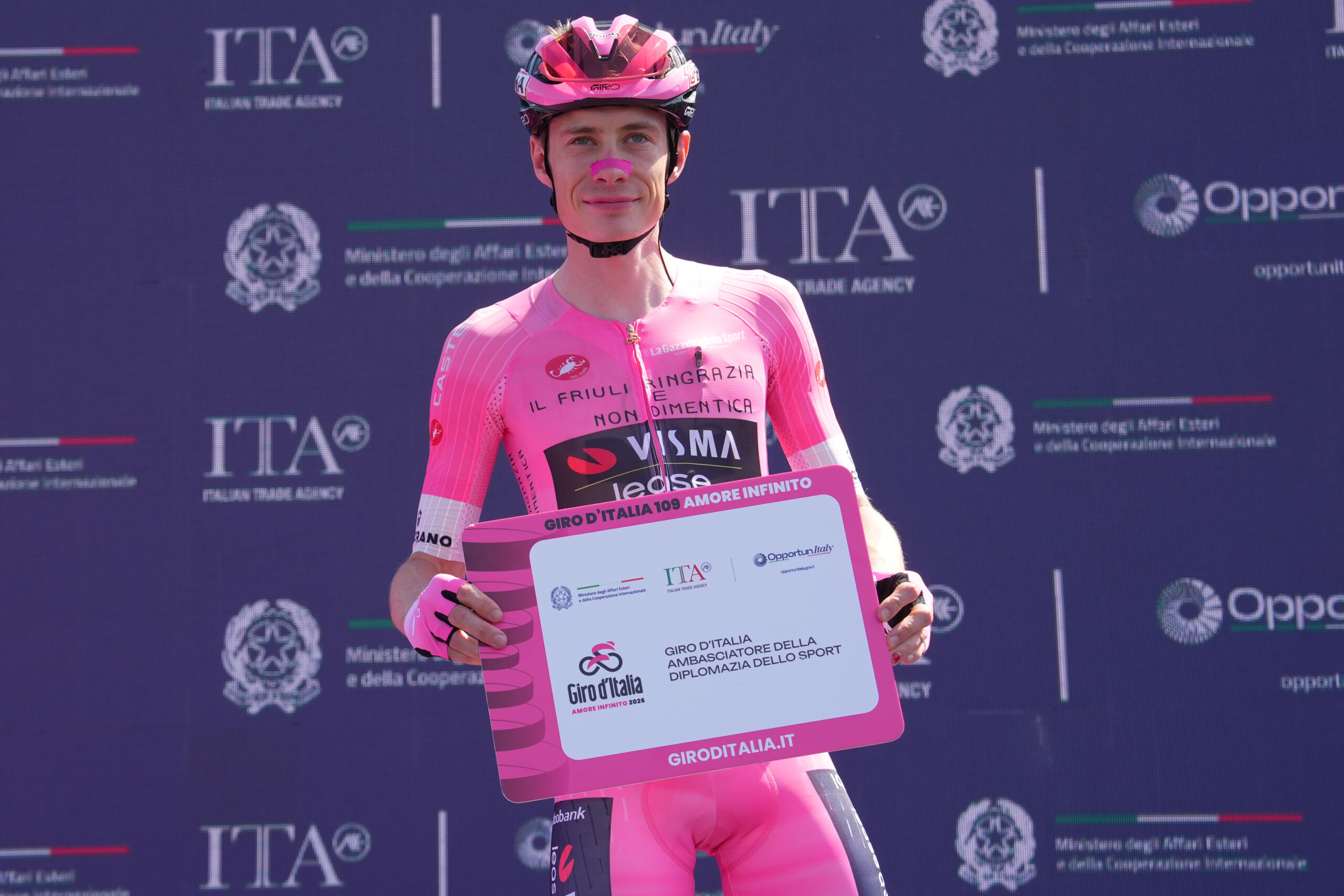 giro ditalia vingegaard i savoured the final metres a special day scaled