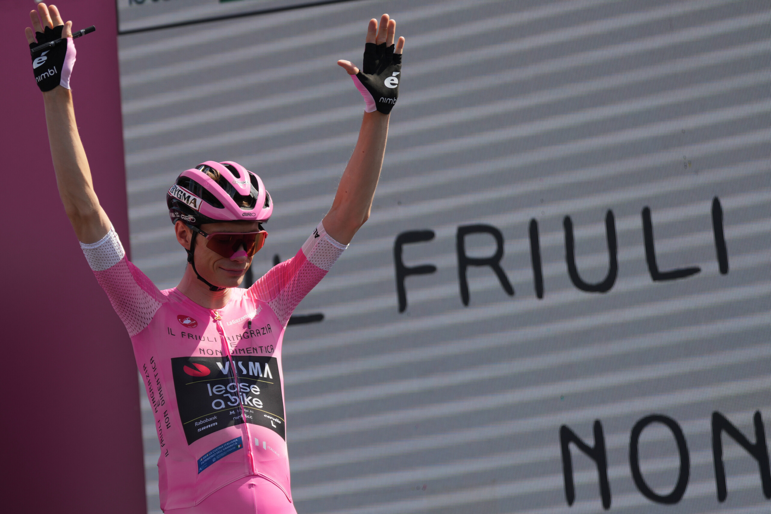 giro ditalia vingegaard wins at piancavallo and secures overall victory scaled