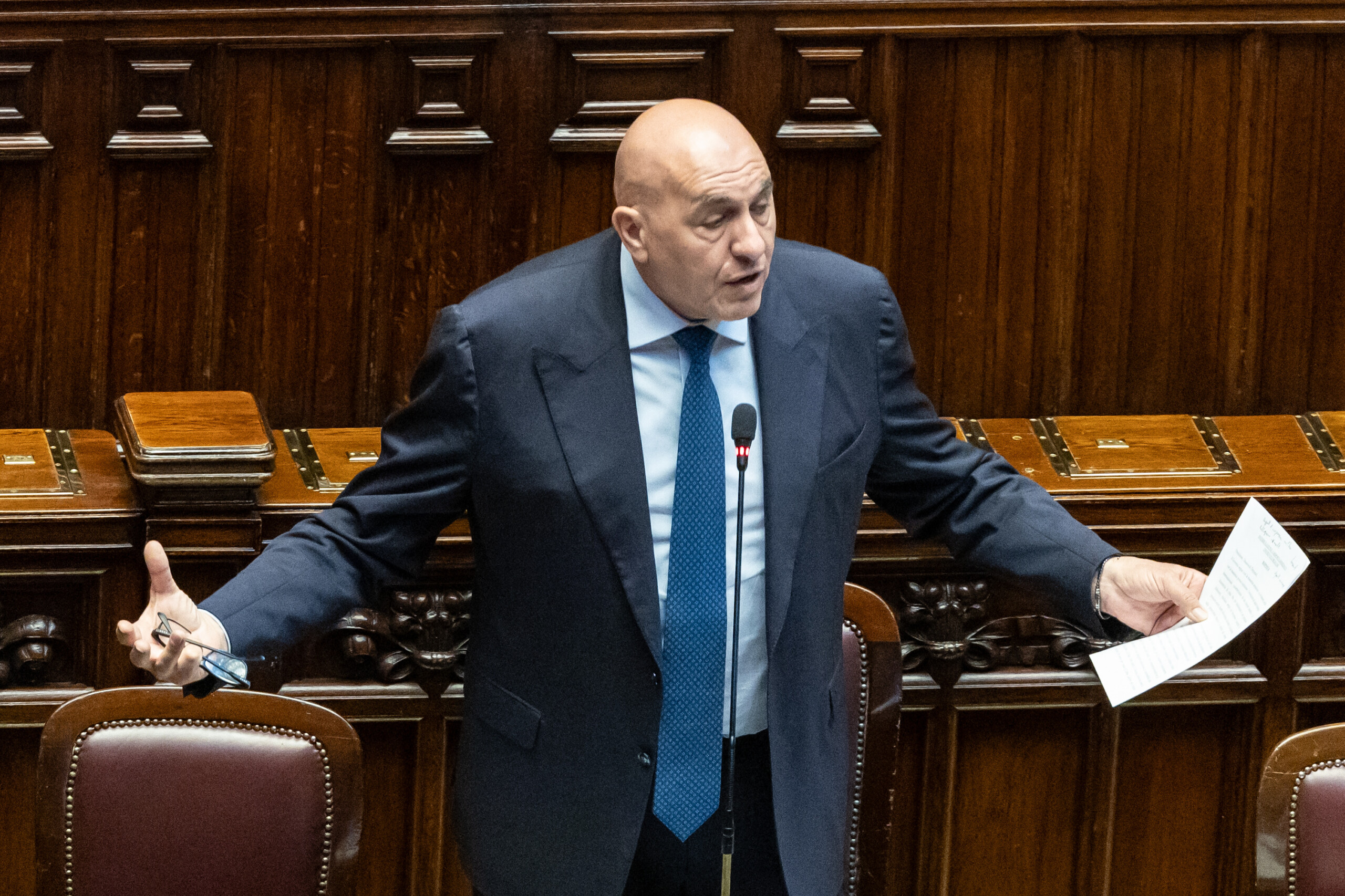 eu crosetto it is difficult for ukraine to join but a defense system beyond the 27 is needed scaled
