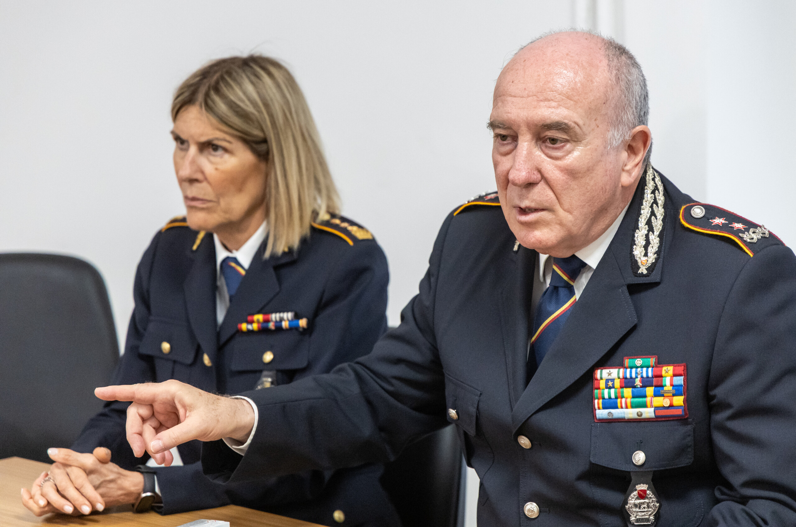 rome de sclavis four officers involved in horse escape removed from operational duties scaled