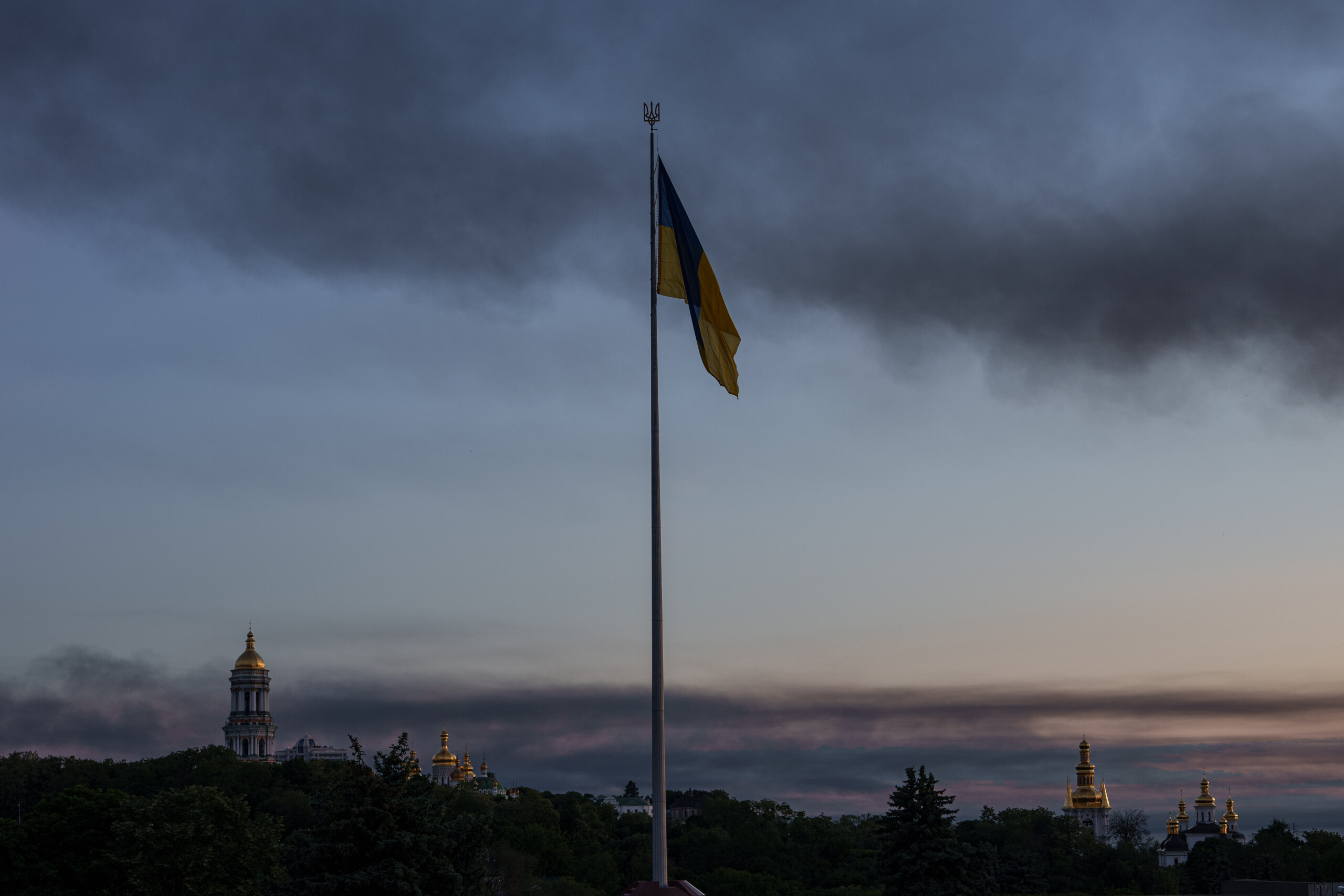 ukraine kyiv three people killed in russian attacks overnight scaled