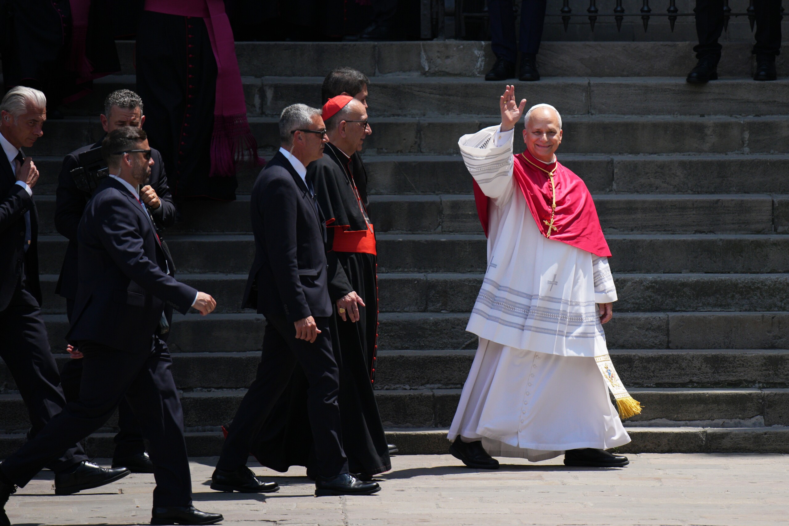 spain meeting between the pope and bad bunny yesterday in madrid scaled