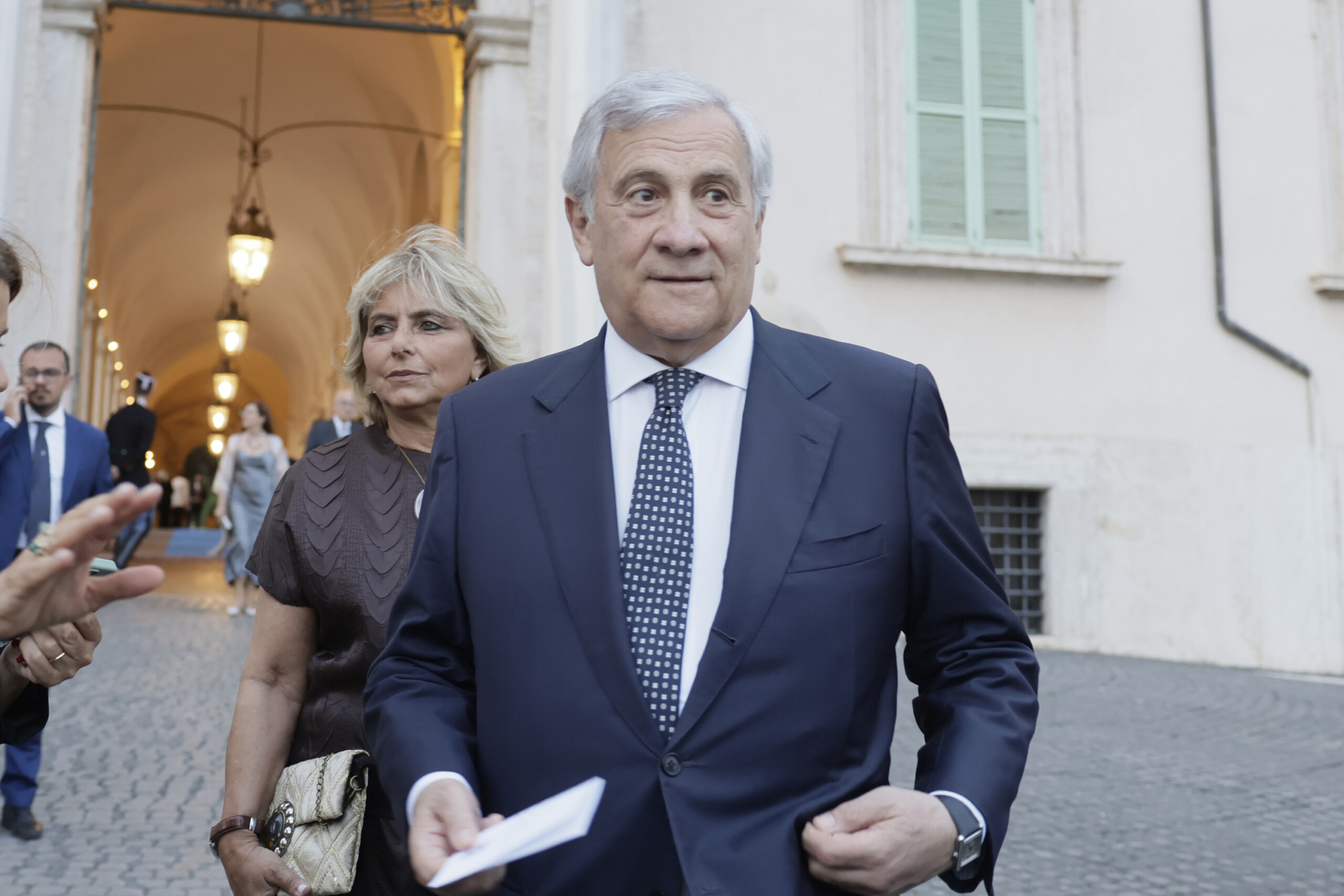 ukraine tajani the eu will choose the mediator not putin scaled