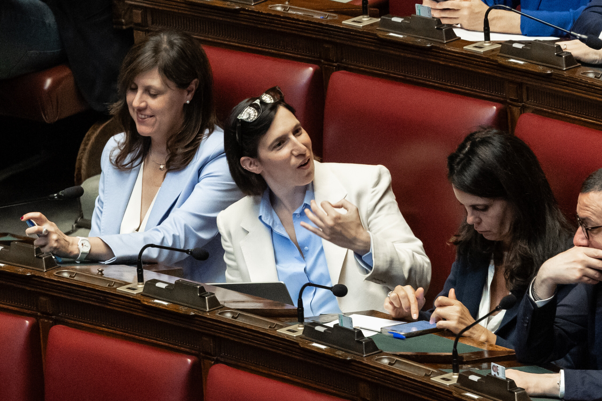 government schlein to meloni enough with the lies and propaganda the country is at a standstill scaled