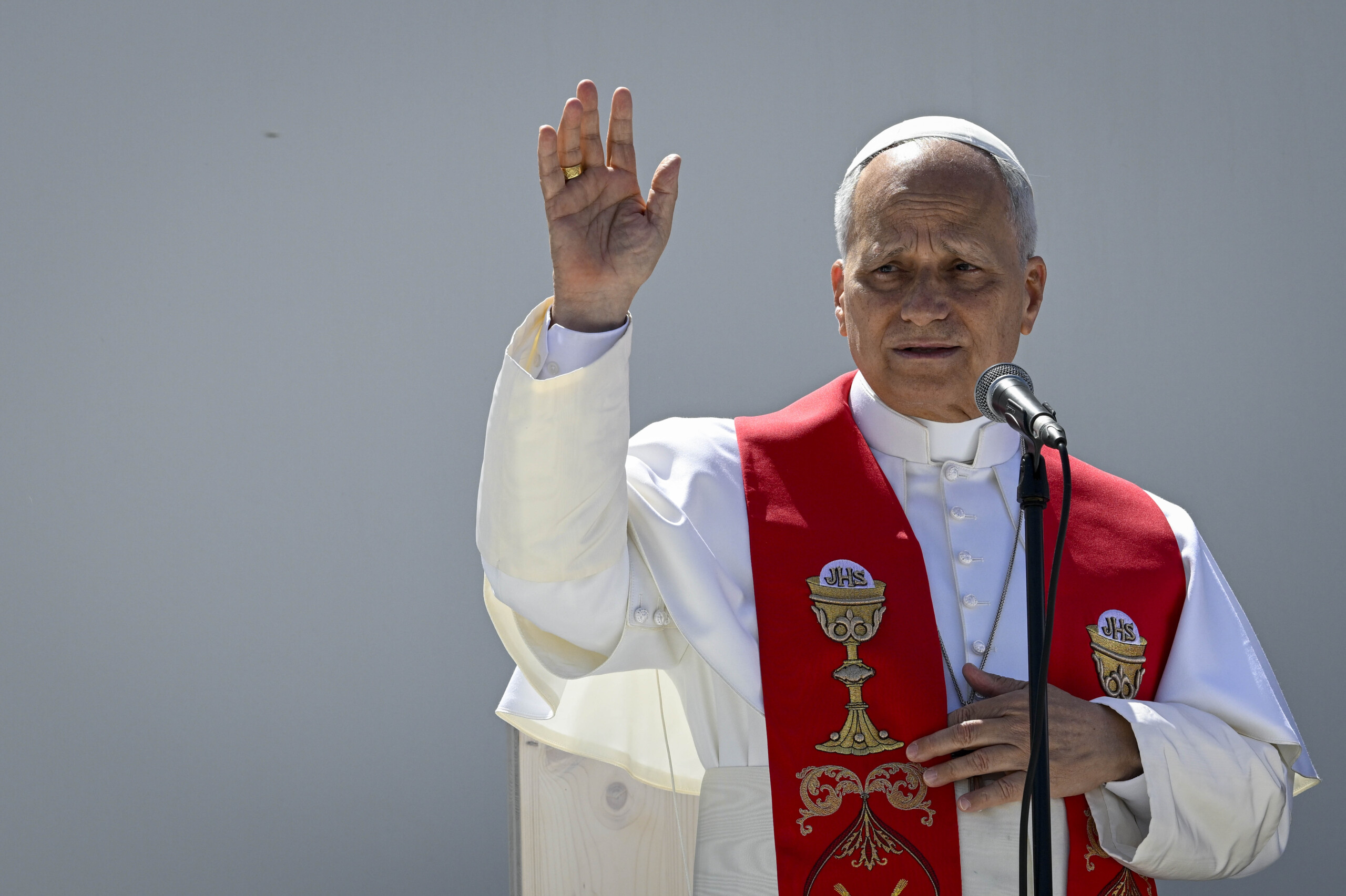 migrants pope in tenerife no human being is an island we are born to encounter one another scaled
