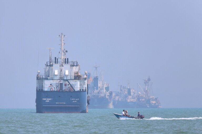 iran trump to discuss the clearance of the strait of hormuz with allies at the g7